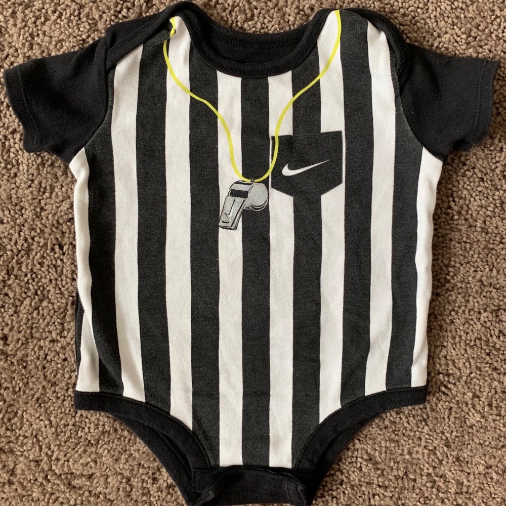 Nike Baby Boy Referee Onesie, 6-9 months